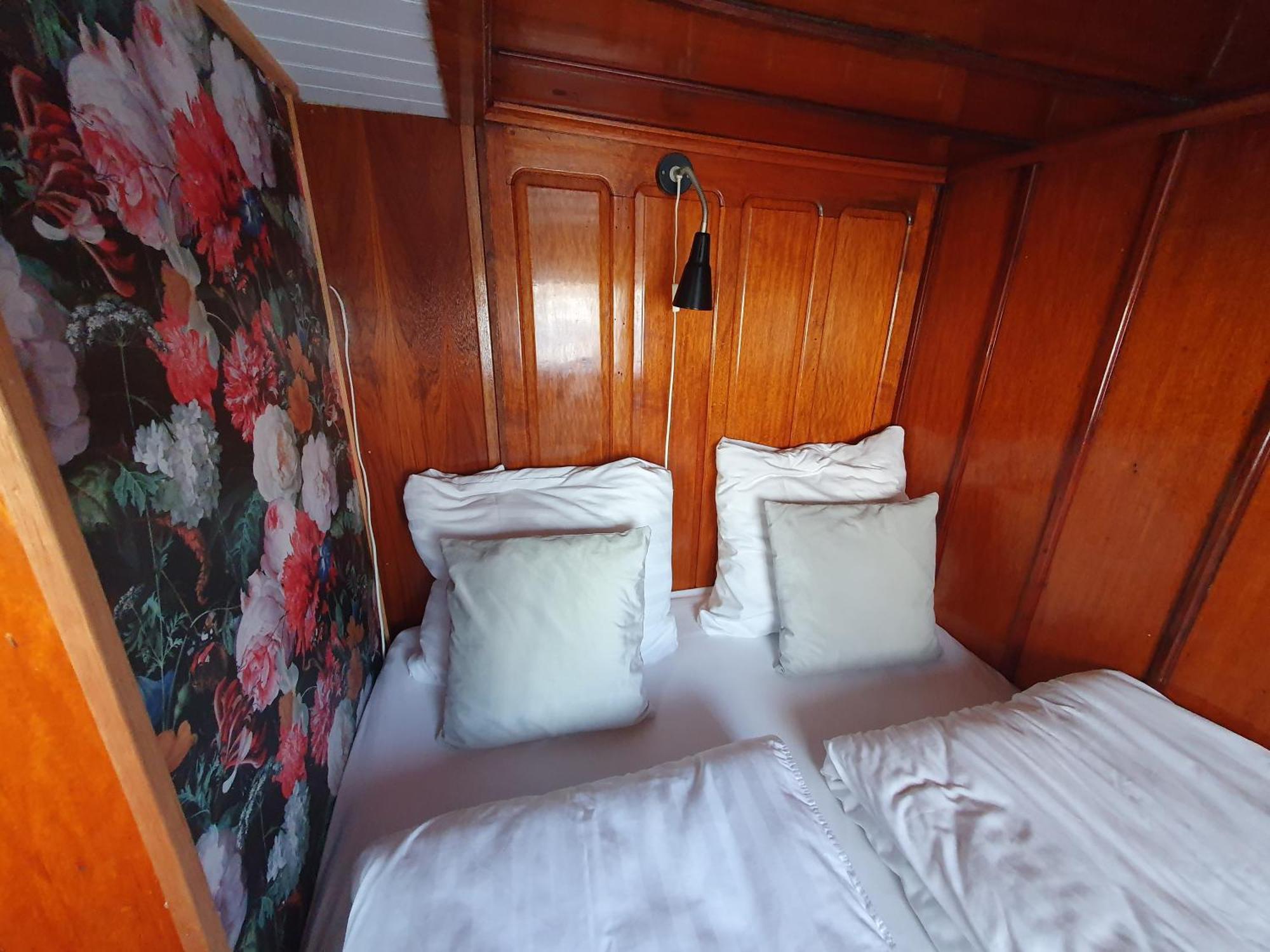 Houseboat Holiday Apartments Rotterdam Room photo